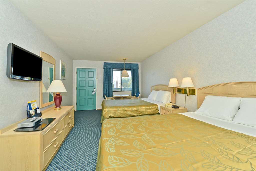Good Living Inn Сан Карлос Стая снимка