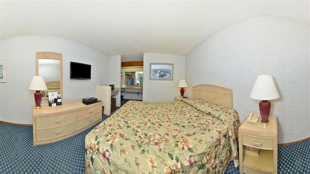 Good Living Inn Сан Карлос Екстериор снимка