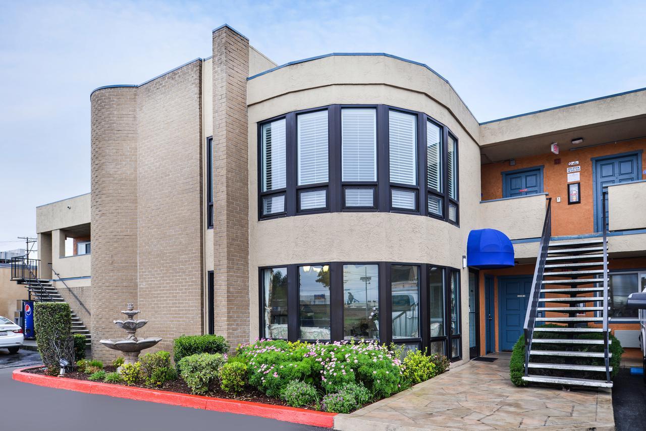 Good Living Inn Сан Карлос Екстериор снимка